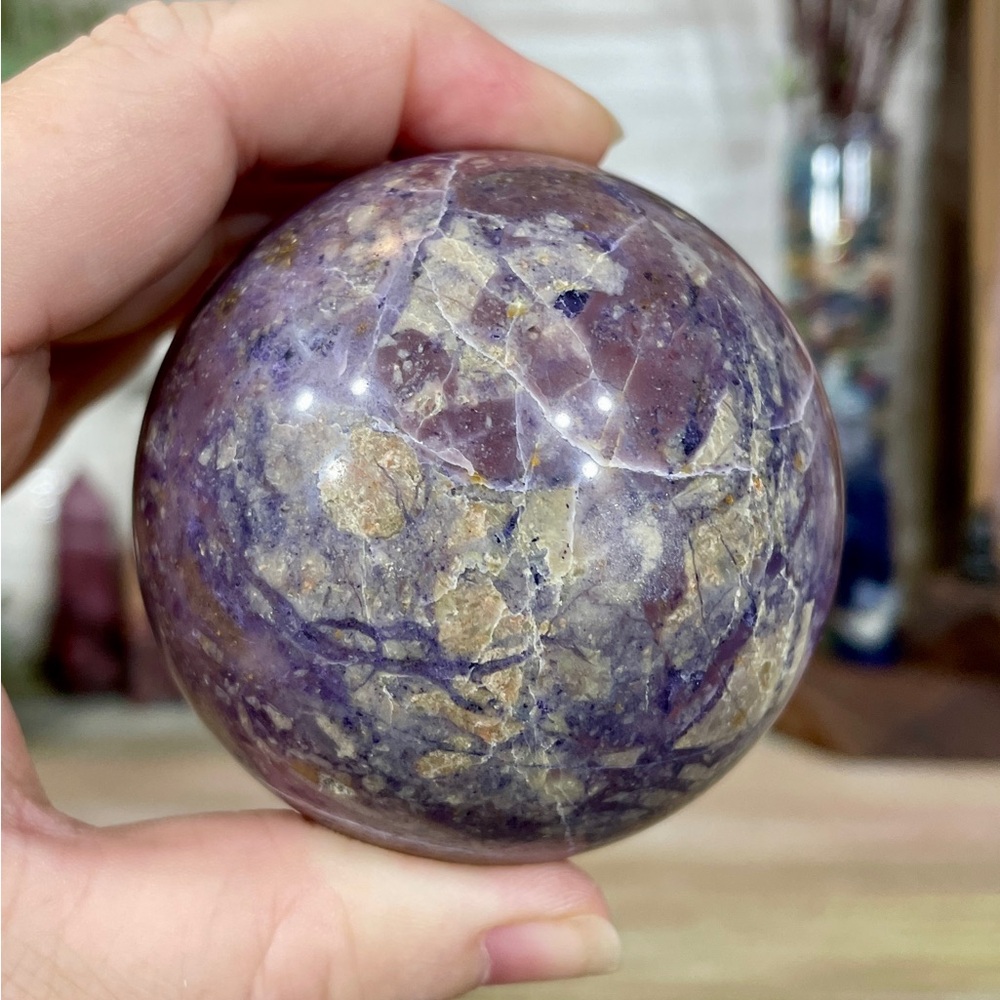 !!! 20% OFF SALE !!! 0547 Purple Fluorite Root Crystal Sphere - Picture 7 of 7